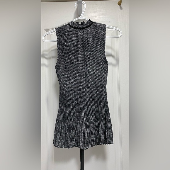 DKNY XS White and Black Checkered Top - Picture 2 of 4